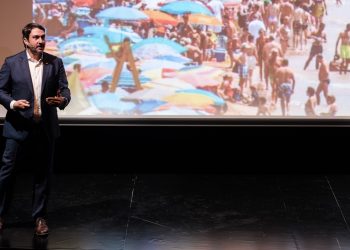 Héctor Salvador, en el V Foro Marino de Ibiza