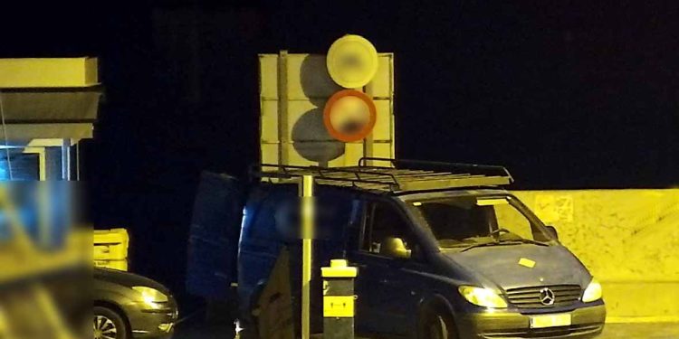 Imagen de las cámaras de seguridad facilitada por la Guardia Civil.