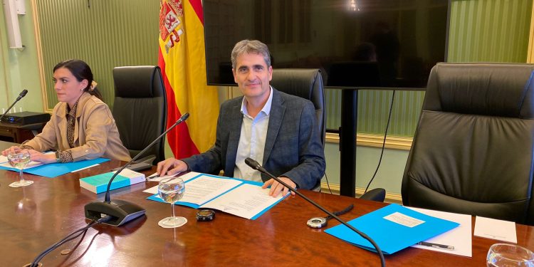 Pitaluga en el Parlament.