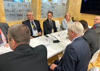El presidente del Consell de Formentera, Llorenç Córdoba, en una de las reuniones de hoy en la WTM. Foto: Consell Insular de Formentera