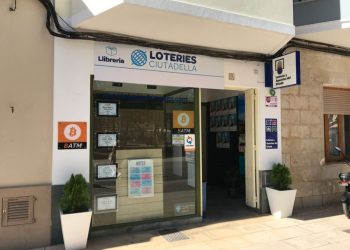 Administración de la plaza dels Pins, de Ciutadella, que ha repartido el Gordo