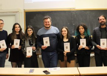 La presentacion de 'Facciamo Trentuno' contó con la presencia de con Ben Clark y las traductoras y profesores involucrados en el proyecto.