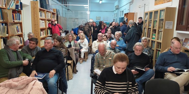 La seu de l'Institut d'Estudis Eivissencs va estar plena durant tot l'acte.
