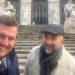 Selfie de Ben Clark y Román Piña, el editor de 'Demonios', hace unos días en la Biblioteca Nacional.