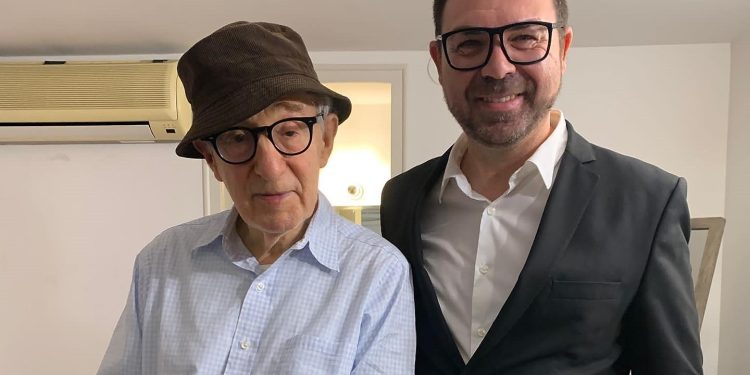 Woody Allen y Héctor Escandell. Imagen facilitada por el Ayuntamiento de Sant Antoni.