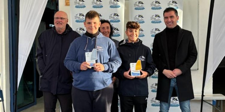 Entrega de premios. Foto: Club Náutico Santa Eulalia