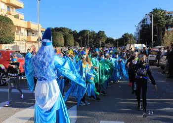 Mare Nostrum, la comparsa del colegio Venda d'Arabí en una rúa anterior en Santa Eulària