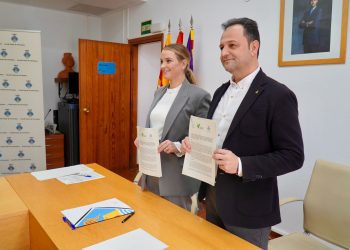 Marga Prohens y Llorenç Córdoba, hoy e el Consell.