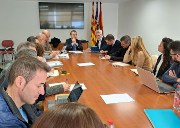 Antoni Vera reunido esta semana en Ibiza con representantes sindicales.