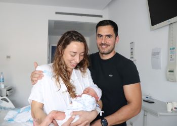 Kala, primer bebé del año nacido en Ibiza y Formentera en 2024.