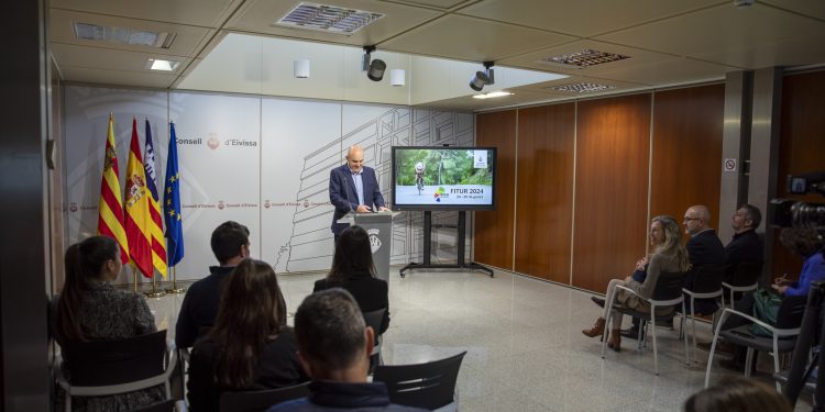 Vicent Marí, durante la rueda de prensa. Foto: Consell de Ibiza