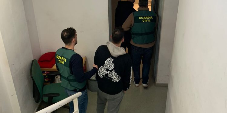 Una imagen de los detenidos facilitada por la Guardia Civil.