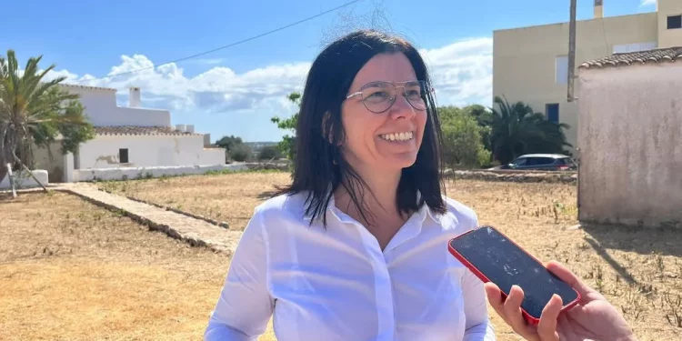 Raquel Guasch, en su etapa de consellera de Formentera.