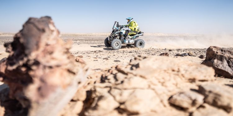 El piloto durante la cuarta etapa del Rally Dakar 2024.