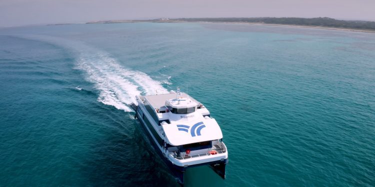 Imagen de un barco de la naviera. Foto: Trasmapi.