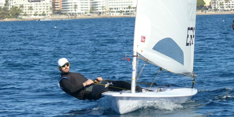 El regatista Carlos Roselló. Foto: Club Náutico Ibiza