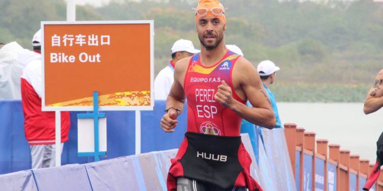 Una imagen de archivo de un triatlón.