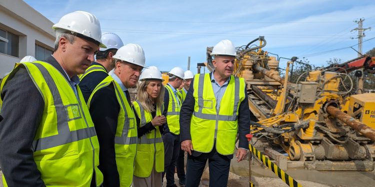 Una imagen de la visita a la EDAR de Santa Eulària.