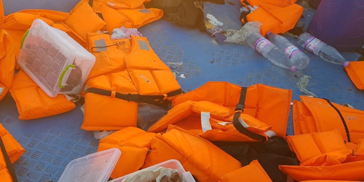 Imagen de archivo de una patera llegada a las costas pitiusas.