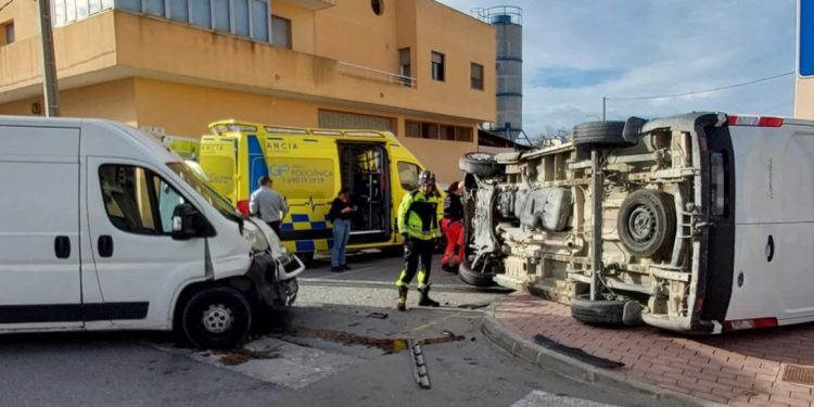 Imagen de los vehículos accidentados. Foto: Bombers d'Eivissa