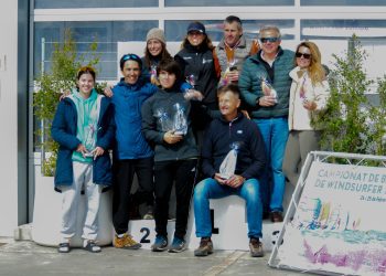 Imagen de los ganadores. Foto: Nàutic Sant Antoni.