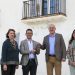 De izquierda a derecha, Carmen Domínguez, Rafael Triguero, Vicent Marí y Sara Ramon frente al futuro Museu de la Mar i la Pesca.