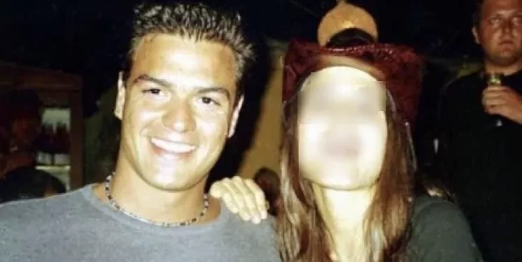 La imagen de Pedro Sánchez que se hizo viral hace unos años junto a Carmen C. Herrero.