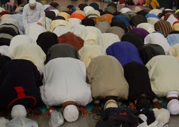Imagen de un rezo en la fiesta musulmana del cordero. Foto J. D. A.