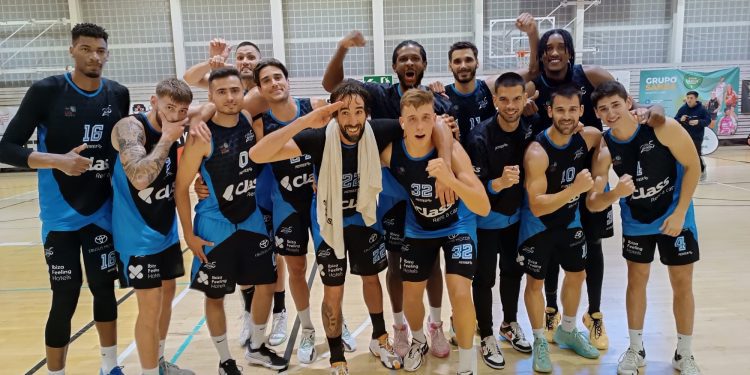 Imagen tras la victoria de ayer. FOTO: Bàsquet Sant Antoni