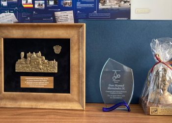 Las distinciones recibidas por la Policía Nacional de Ibiza en su bicentenario.