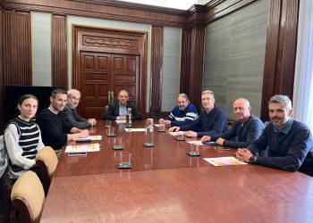 Reunión entre representantes de UNISEP y el delegado del Gobierno. Foto: UNISEP