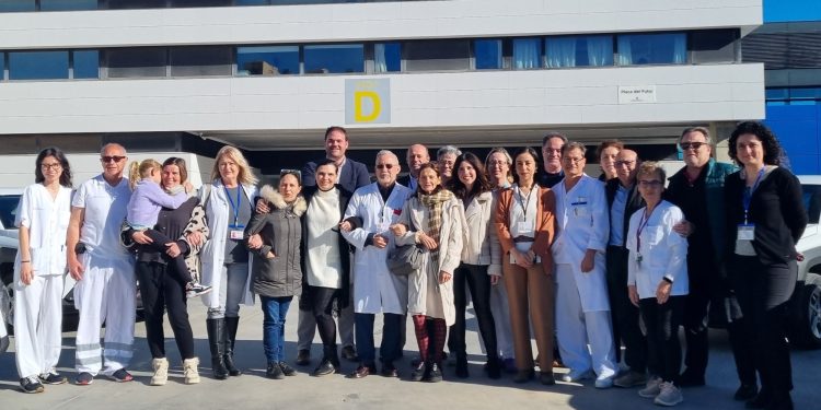 En la foto los coordinadores médicos y de enfermería de los centros de salud, con el gerente y las directoras de enfermería y Atención Primaria.