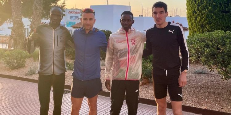 Aspel Kiptoo Kiprop, Josphat Kiprop Kiptis, Adrián Guirado y Dani Mateo. Foto: Santa Eulària Ibiza Marathon