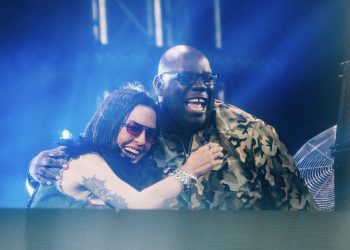 Anna Tur y Carl Cox. Foto: Jordan Munns