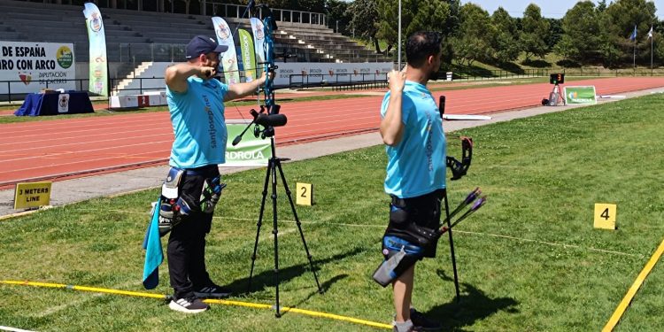 Duelo entre Juan Carlos Cornelis y Luis De Francisco, en la final por el bronce. Foto: ArcoIbiza