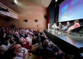 Llenazo en Can Jeroni para asistir a la presentación del nuevo libro de Vicent Marí Tur 'Botja'.