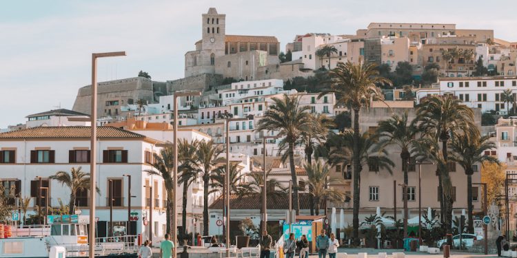 Vista del barrio de Dalt Vila