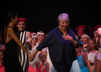 Sandy Plant, durante un festival de Estudio Capricorn. Foto: Instagram de Estudio Capricorn