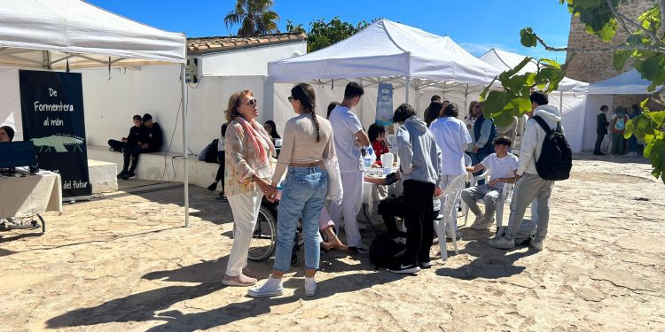 Imágenes de la tercera edición de la Feria de la Ocupación y el Emprendimiento. Fotos: Consell Insular de Formentera