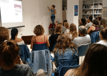 Imatge d'una acció de formació al professorat. Foto: Fons Pitiús de Cooperació