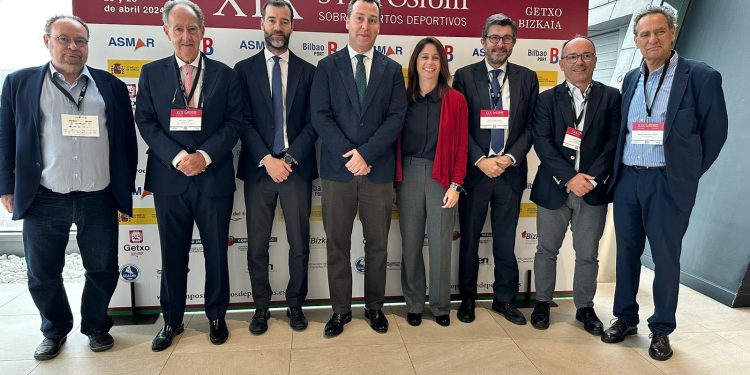 Herrera en el XIX Symposium sobre puertos deportivos que se celebra en Bilbao. Foto: FSE-PSOE