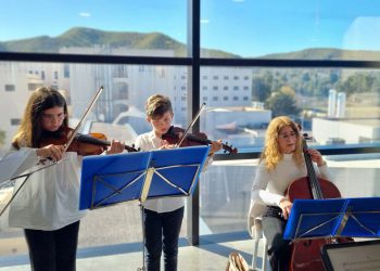 Recital de cuerda en el hospital Can Misses. Fotos: Área de Salud.