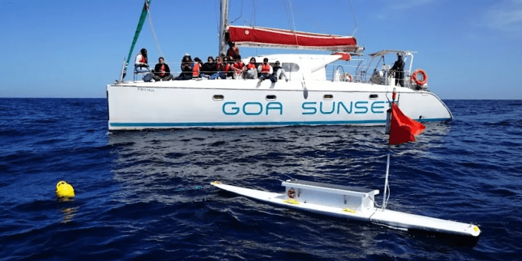 En primer plano, imagen de uno de los dispositivos científicos de Shark Med.