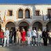 Recepción de los jóvenes que participan en el proyecto. Foto: Ayuntamiento de Santa Eulària