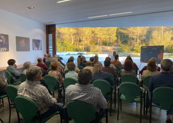 Imagen de una de las lecturas en Sant Mateu.