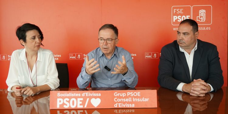 Un momento de la rueda de prensa. Foto: FSE-PSOE