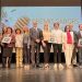 Los premiados y autoridades. Foto Consell