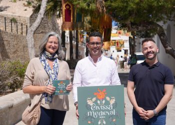 Alejandra Llobet, Rafael Triguero y Francisco Torres en la presentación de la Fira Eivissa Medieval.