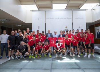 Encuentro con los deportistas. Fotos: Consell de Ibiza