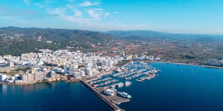 Bahía de Portmany, en Sant Antoni.